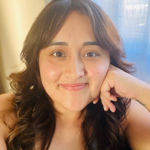 Meet your Posher, Maribel